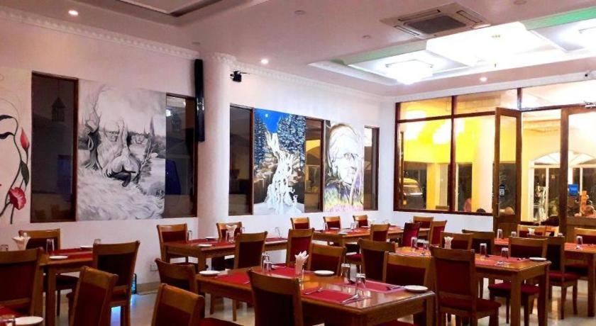 Tilko City Hotel Dżafna Zewnętrze zdjęcie